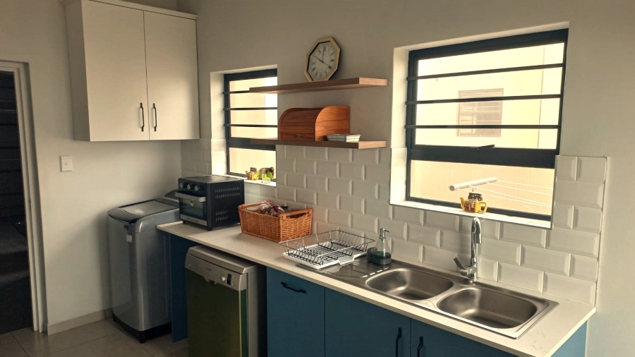3 Bedroom Property for Sale in Vredenburg Western Cape